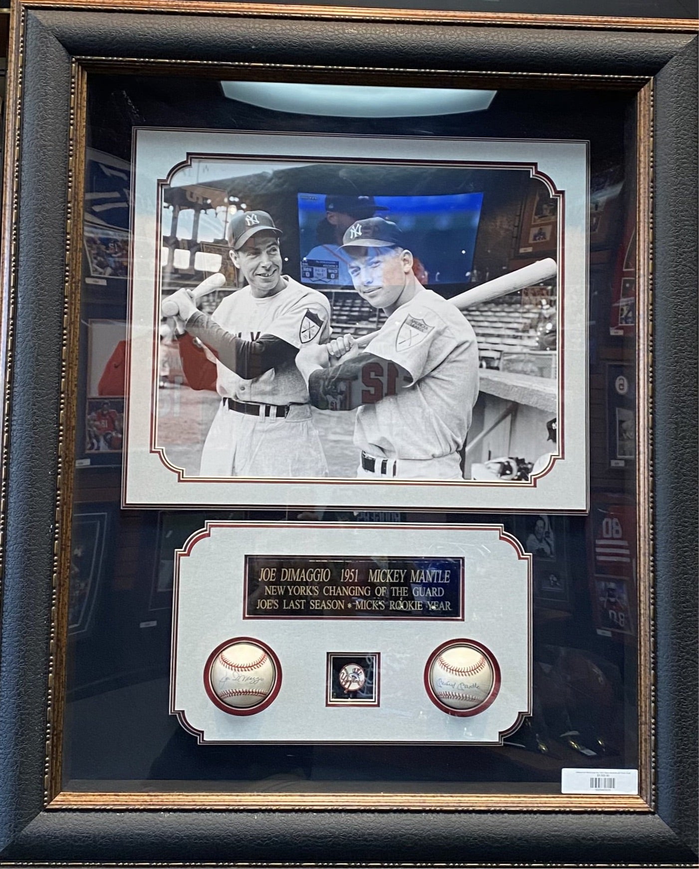 Mickey Mantle & Joe DiMaggio Signed Yankees 8x10 Photo (Beckett)