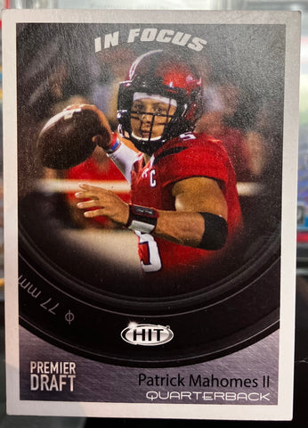 2017 Sage Hit Patrick Mahomes ll In Focus Rookie Card #43
