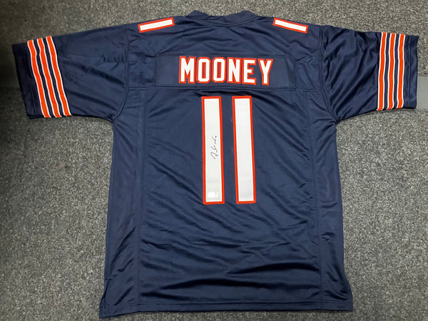 Darnell Mooney Signed Chicago Bears Jersey sale (Beckett)