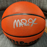 Magic Johnson Signed Basketball Beckett COA