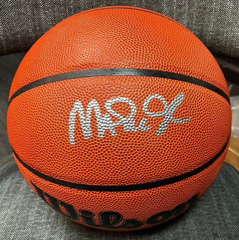 Magic Johnson Signed Basketball Beckett COA