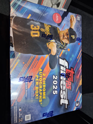 2025 Topps Finest Baseball Hobby Box