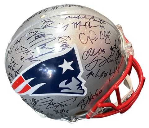 New England Patriots Super Bowl LII (52) Signed Team Signed Helmet – All In  Autographs