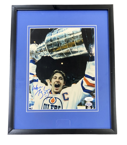 Wayne Gretzky signed framed 8x10 JSA authenticated holding Stanley Cup