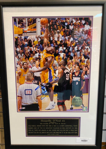 Shaquille O'Neal Los Angeles Lakers Signed Photo with Plaque JSA LOA